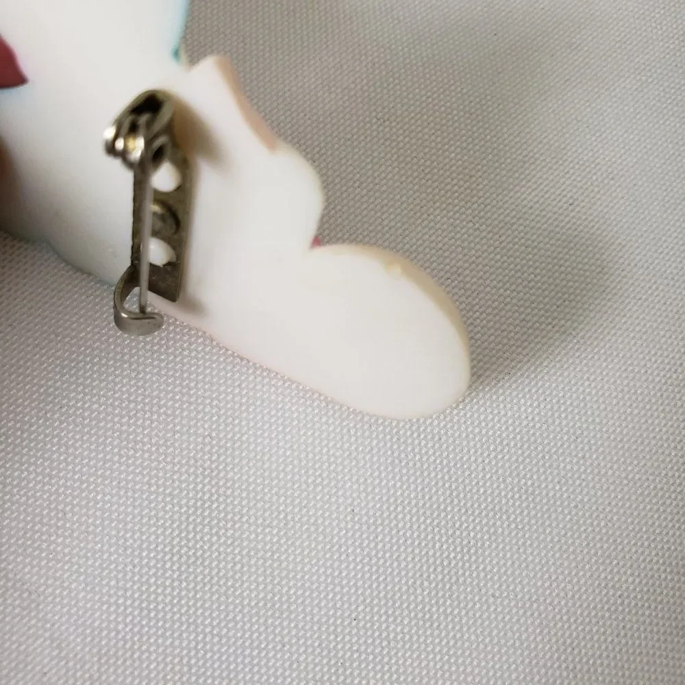 Vintage Pink Kitty Blue Cat Love Plastic Brooch Pin Pinback Girls